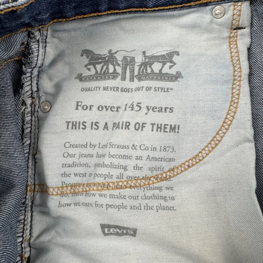 Vintage Y2K Levis 550 Relaxed Fit Blue Jeans Mens Medium Wash Denim Size‎ 44x32